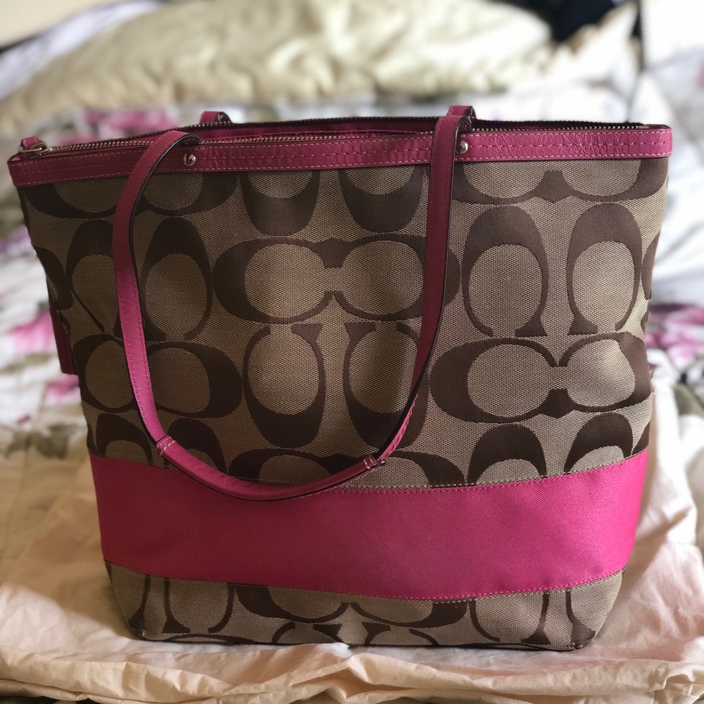 Coach pink stripe logo pattern carryall tote bag